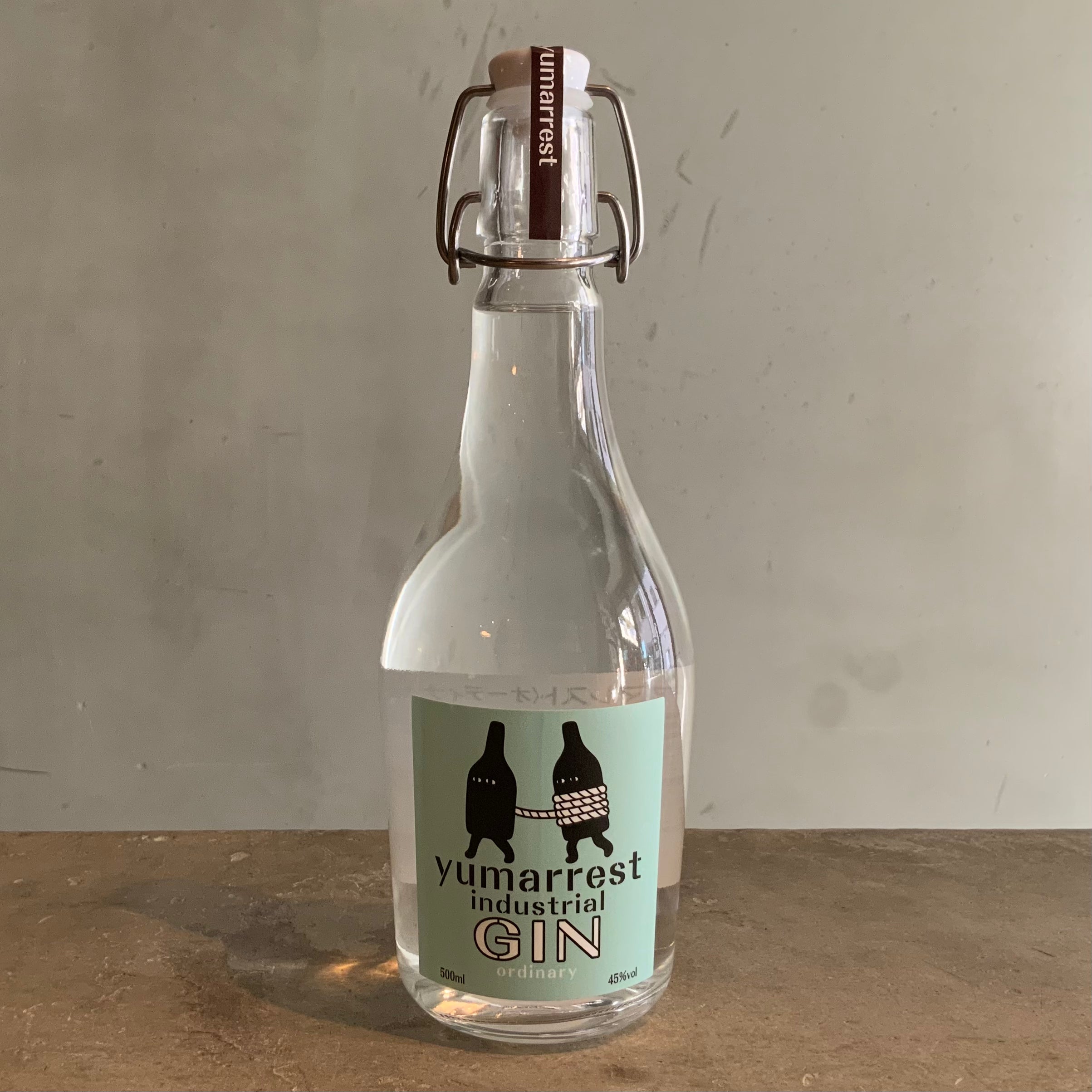 『休』（油彩・キム・ヒジン） 733D8992-09CA-4DDF-B862-