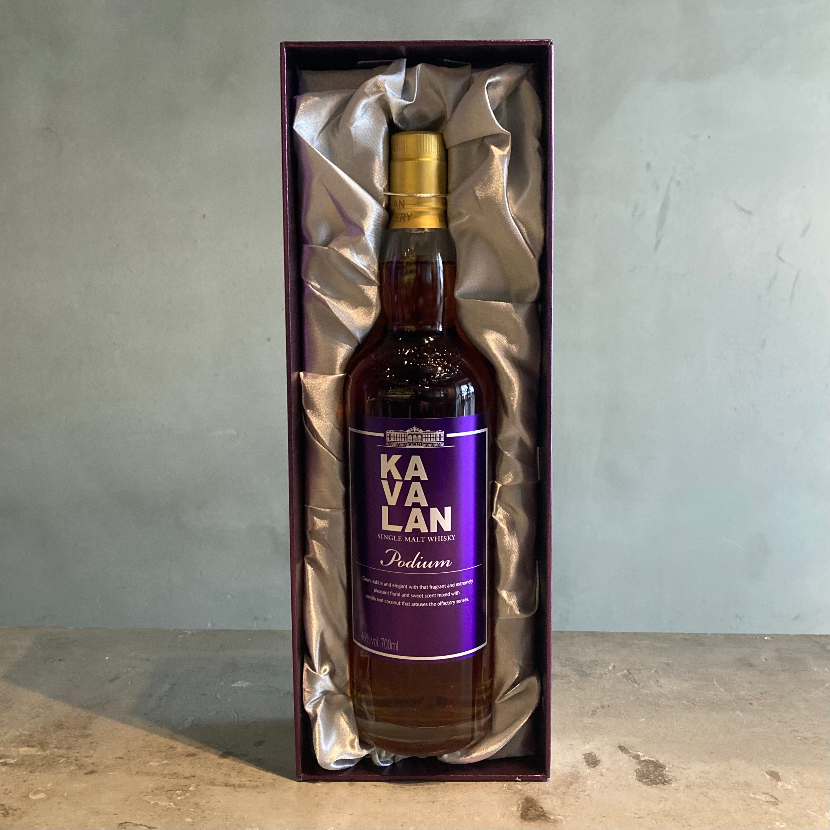 KAVALAN PODIUM SINGLE MALT WHISKY-カバラン ポーディアム シングル