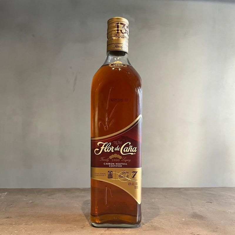 FLOR DE CANA 7 YEARS OLD -フロール デ カーニャ 7年-