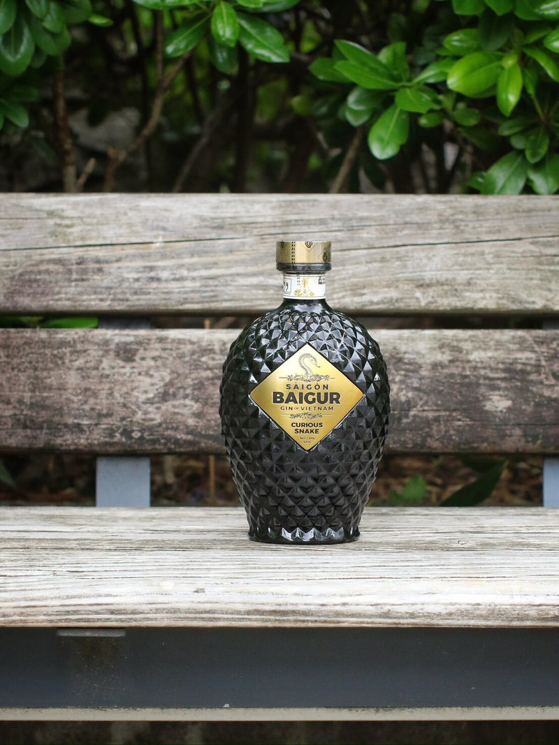 SAIGON BAIGUR CURIOUS SNAKE GIN -サイゴン バイガー キュリオス・スネークジン